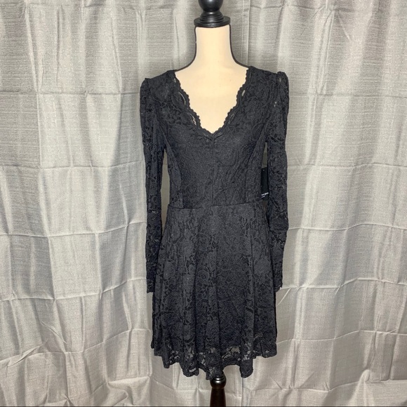 free press Dresses & Skirts - NWT Free Press Black Lace Dress size Small